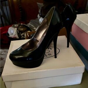 Steve Madden Glossy Black Platform Heels